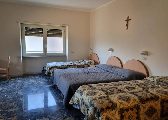 Palazzo Sant'antonio 3* Roma